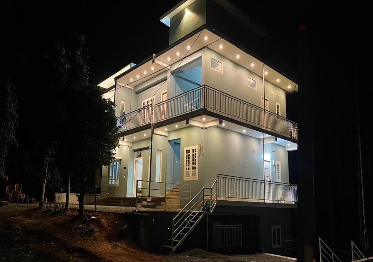 The Karlyle Homestay Vaduvanchal Екстер'єр фото