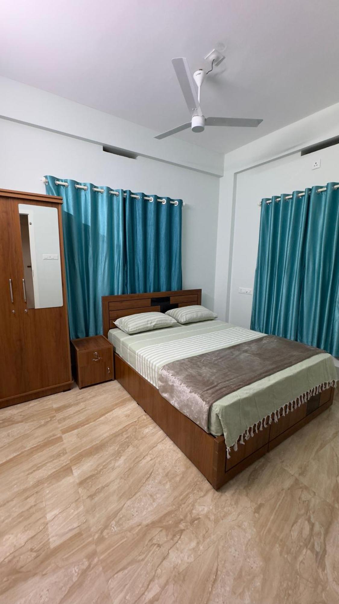 The Karlyle Homestay Vaduvanchal Екстер'єр фото